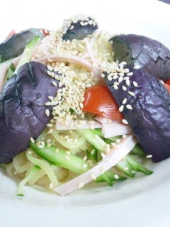 暑いから冷やしラーメン作成。